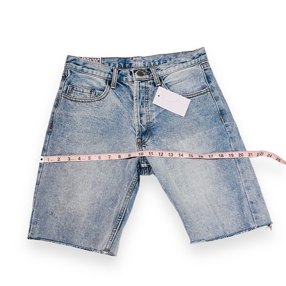 NWT Brandy Melville 90s Low Waist Denim Jean Bermuda Cut Off Shorts - Picture 12 of 14